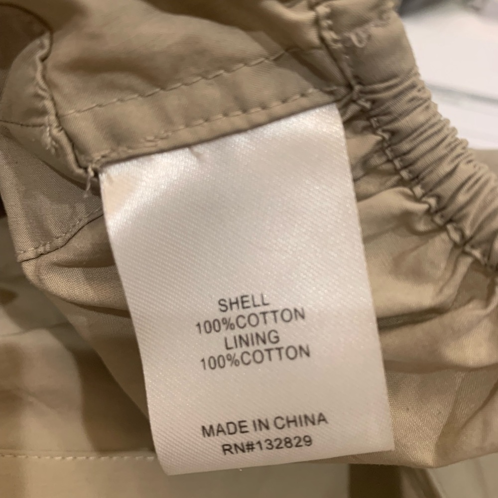 L'Academie The Fayette Top in Khaki from Revolve - Picture 4 of 8